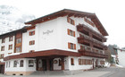 Отель Der Berghof в Лехе